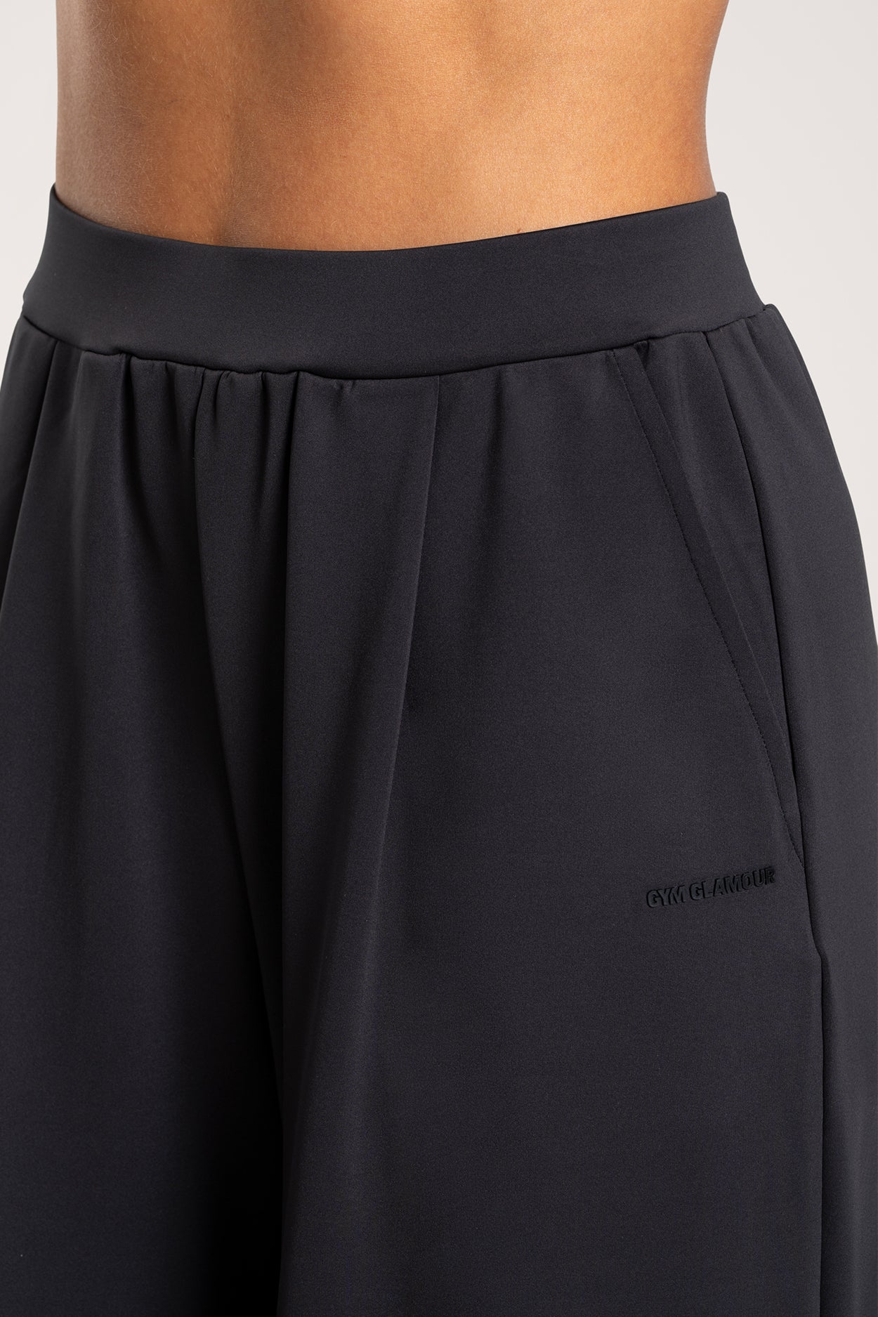 Nohavice wide UN1FORM black