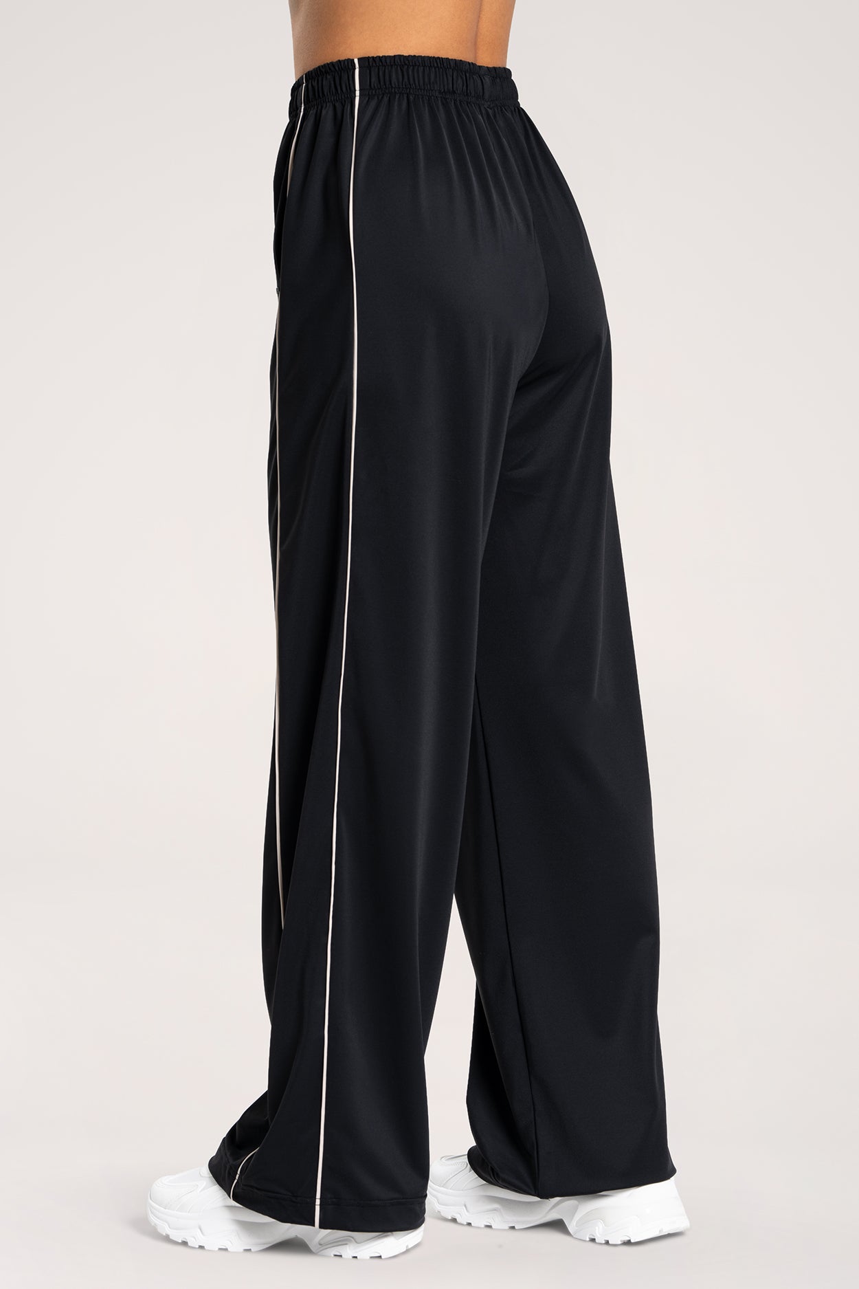 Nohavice Slick UN1FORM black