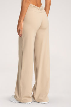 Nohavice booty tie UN1FORM sand