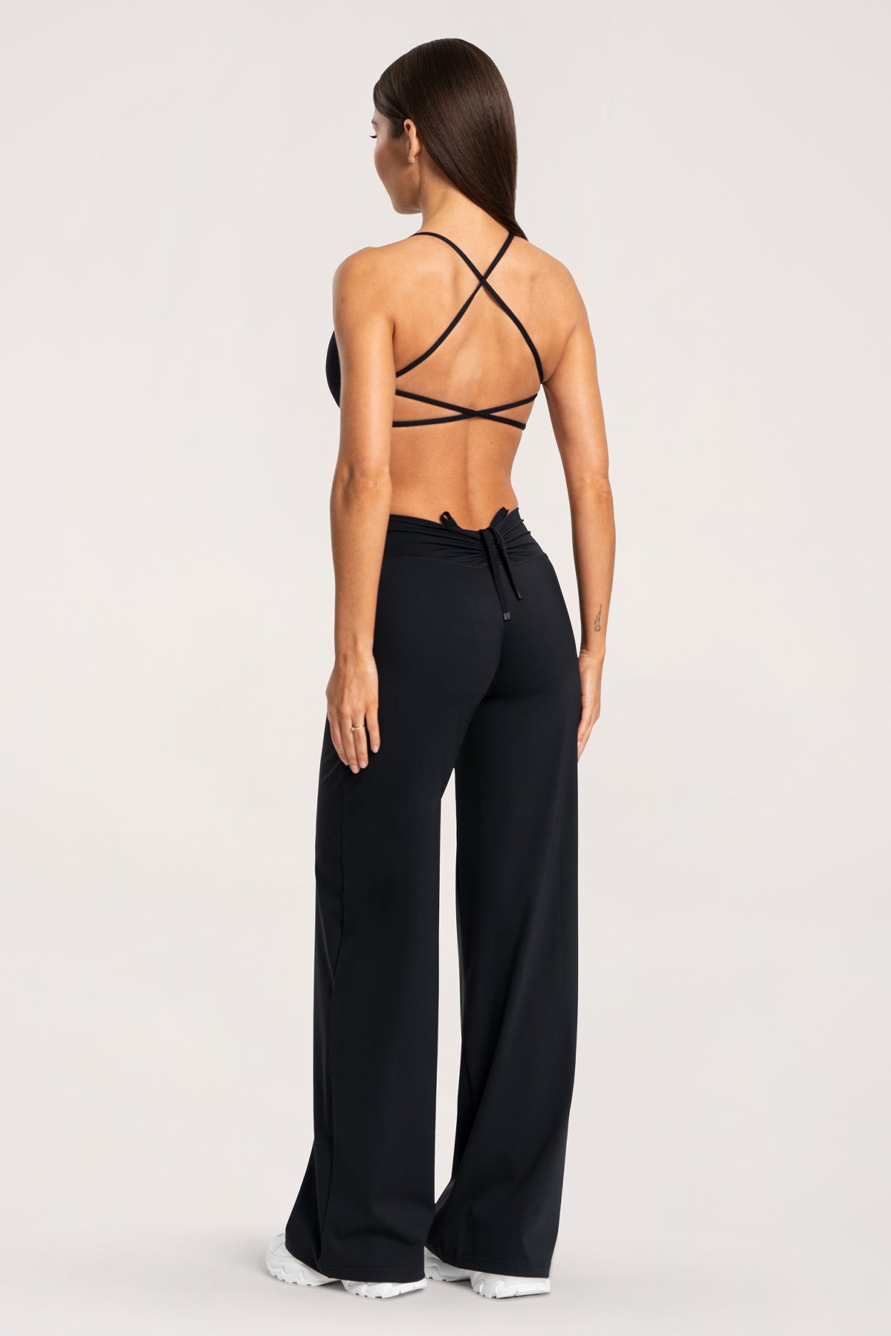 Nohavice booty tie UN1FORM black
