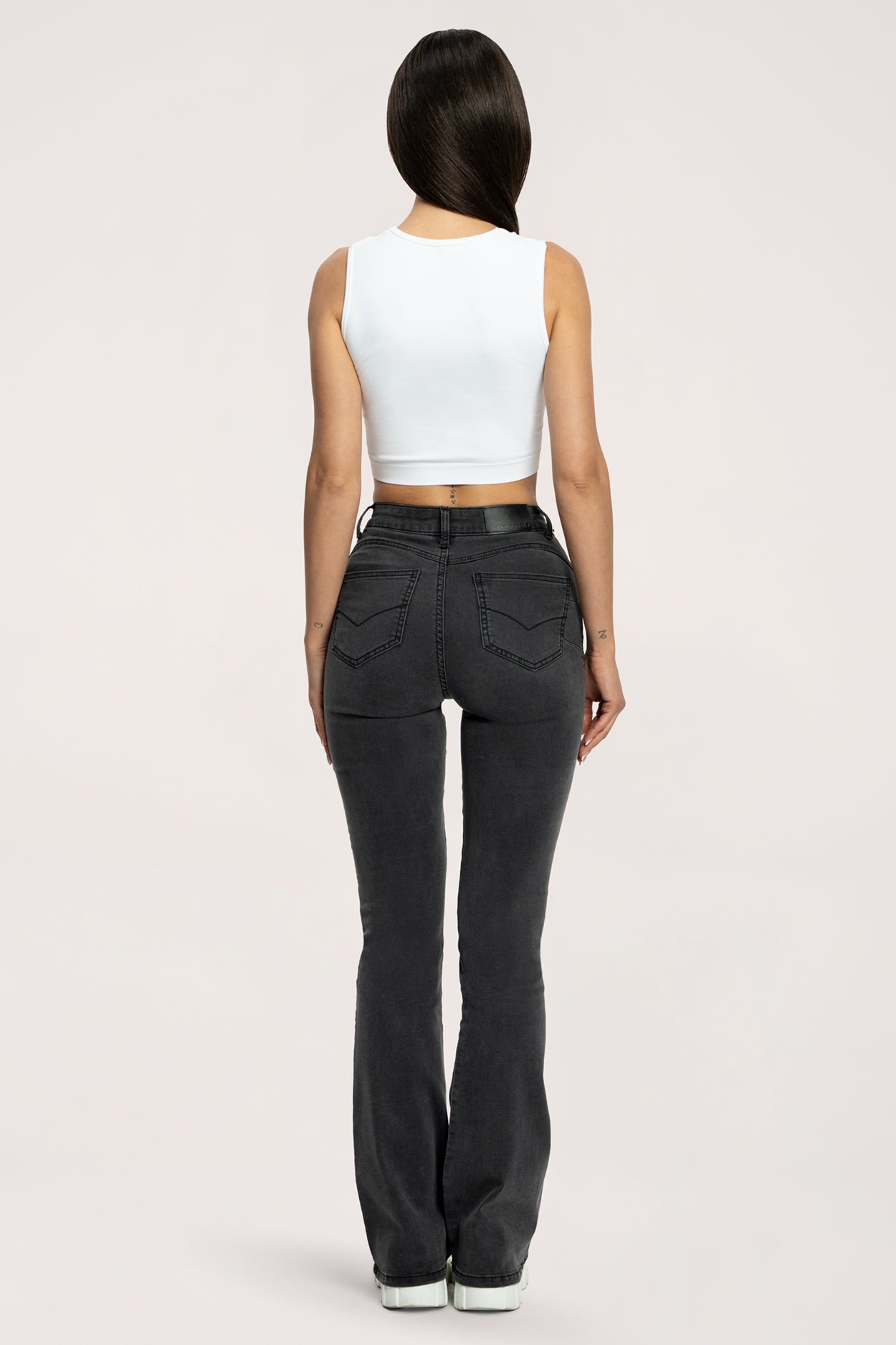 Džínsy zvony  long perfect slim black