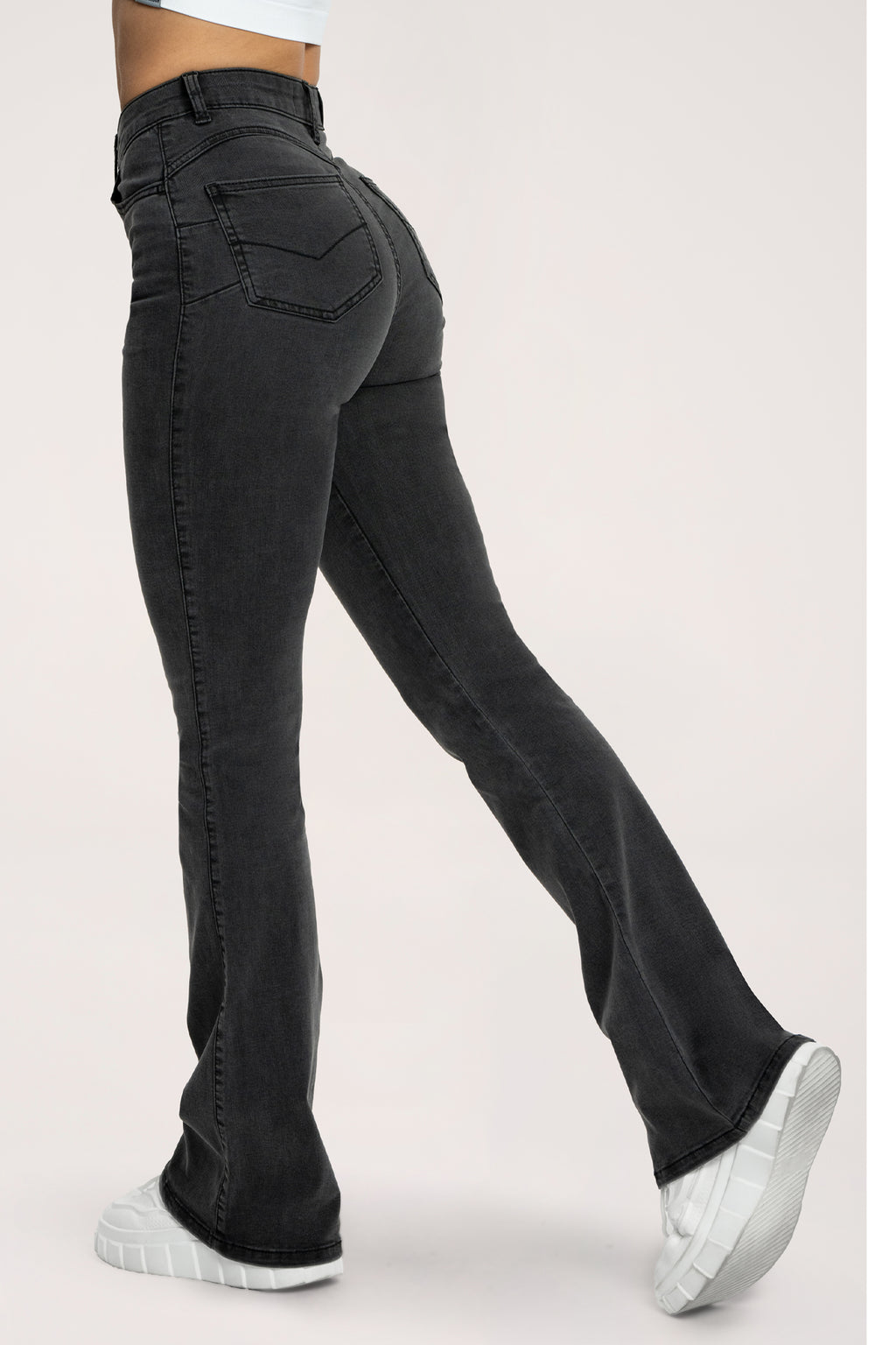 Džínsy zvony  long perfect slim black