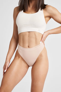 Tangá nude