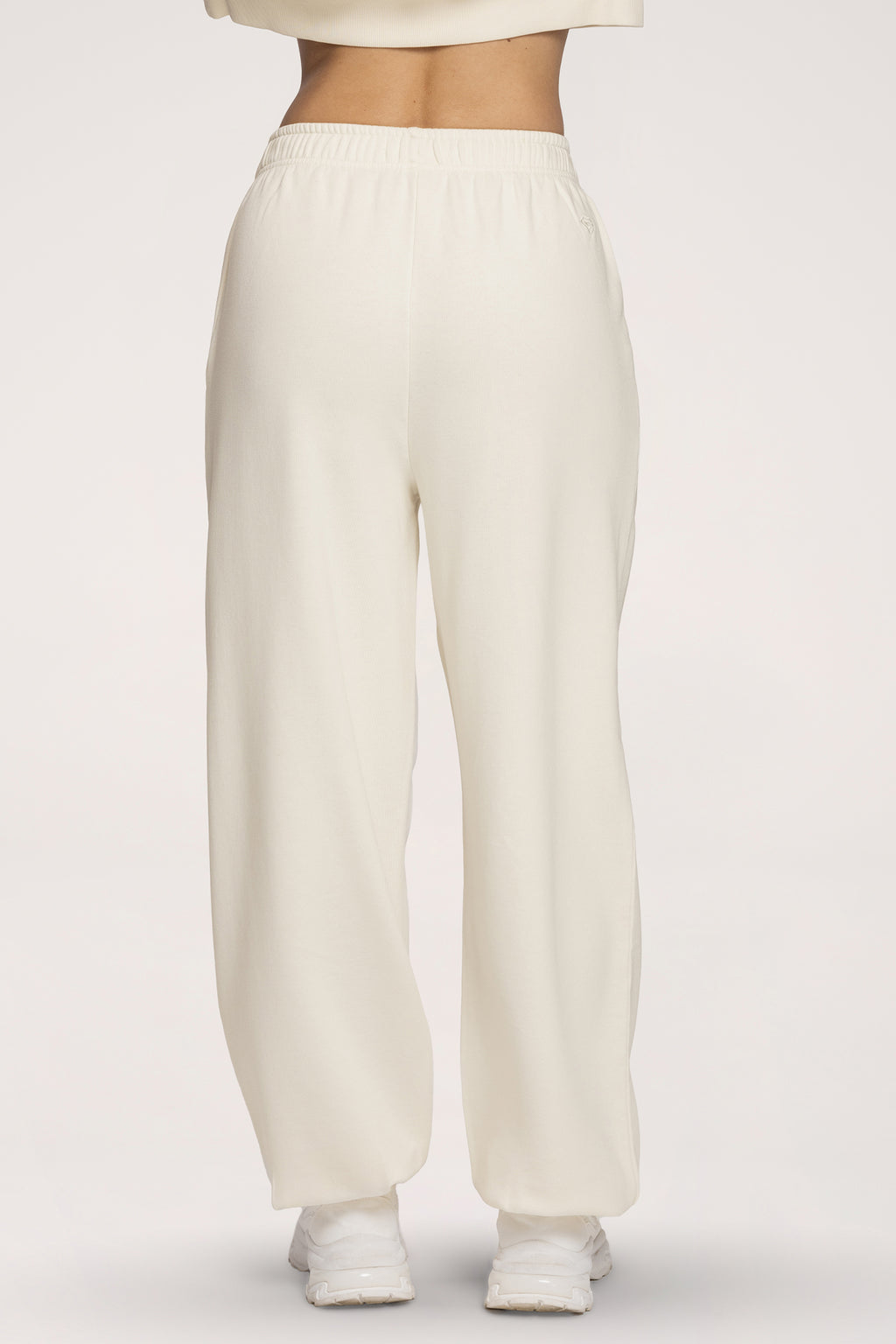 Tepláky so sťahovacou gumou Easy off white