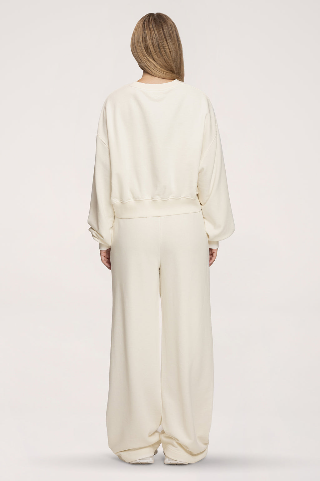 Tepláky s rovnou nohavicou Easy off white