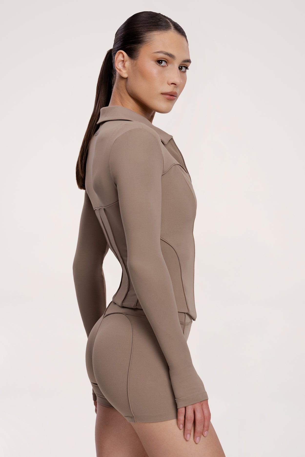Mikina na zips pilates era warm beige