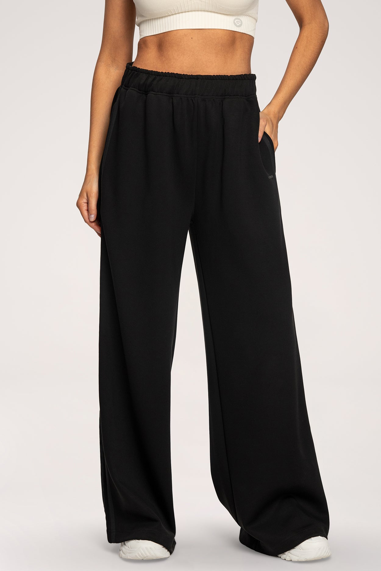 Tepláky Oversize UN1FORM black