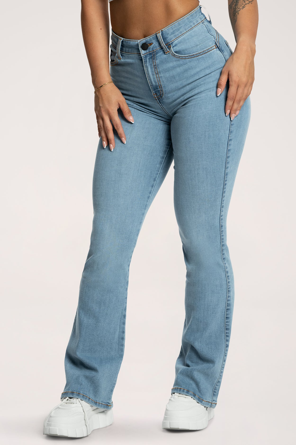 Jeansy dzwony perfect slim light blue