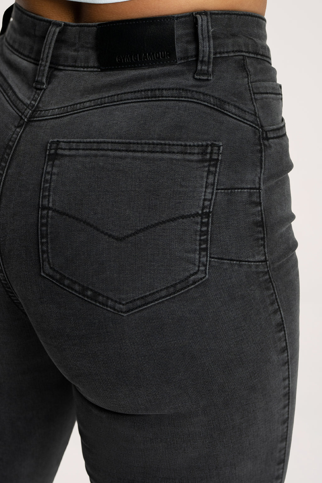 Jeansy dzwony perfect slim black